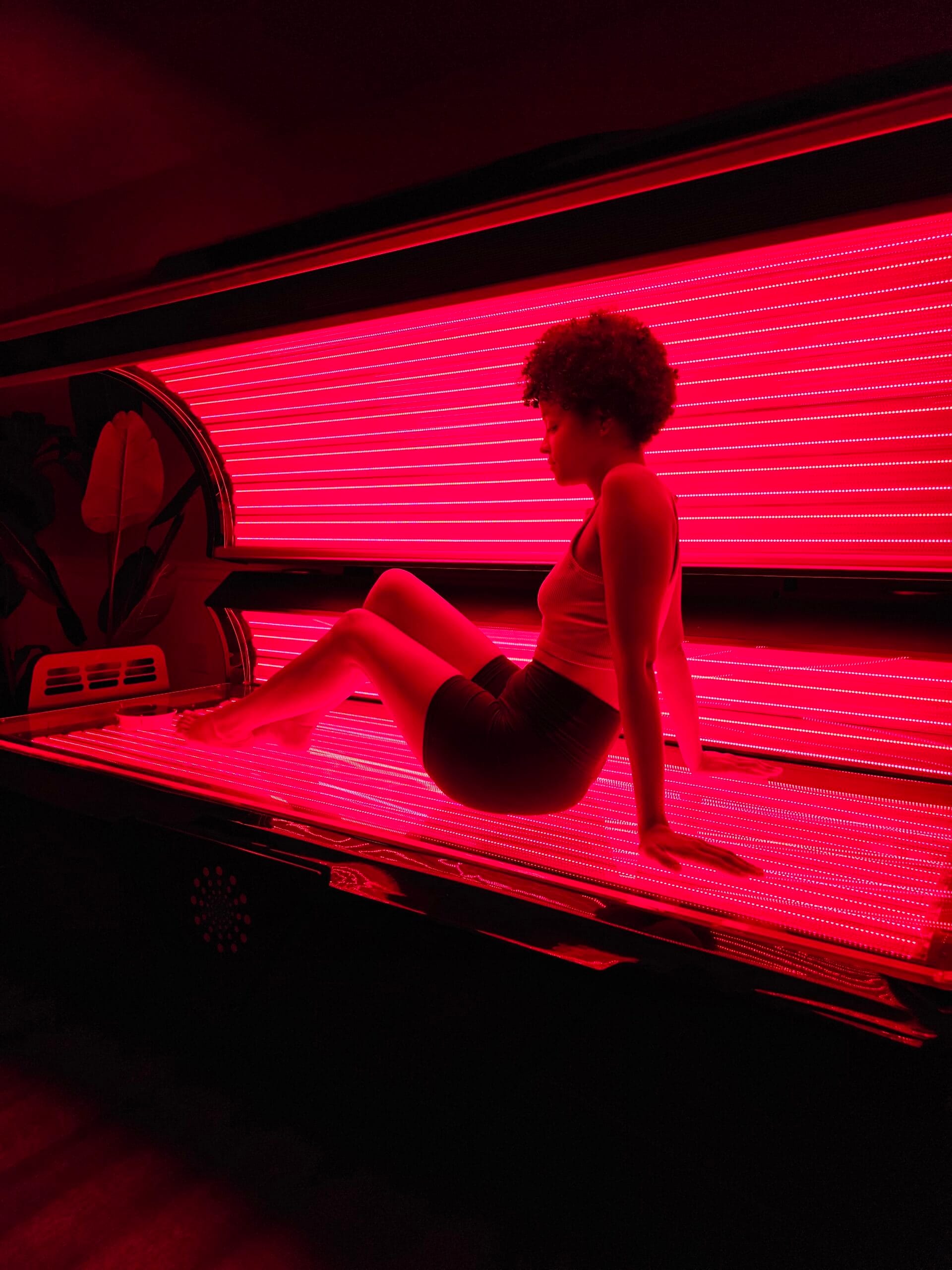 Benefits of Red Light Therapy for a Better Sleep