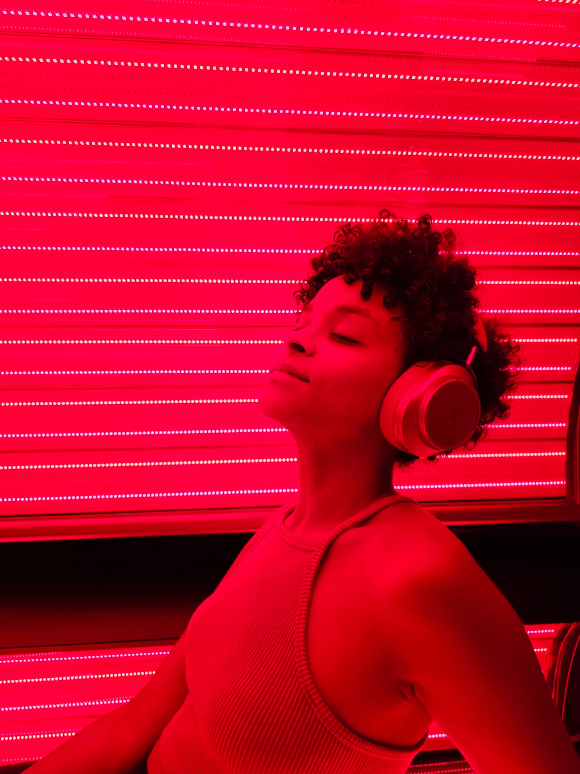 Benefits of Red Light Therapy for Skin Pigmentation